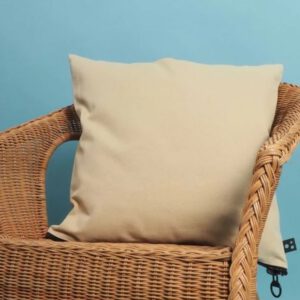 Kissenbezug offwhite washed canvas mit schwarzen Reißverschluß